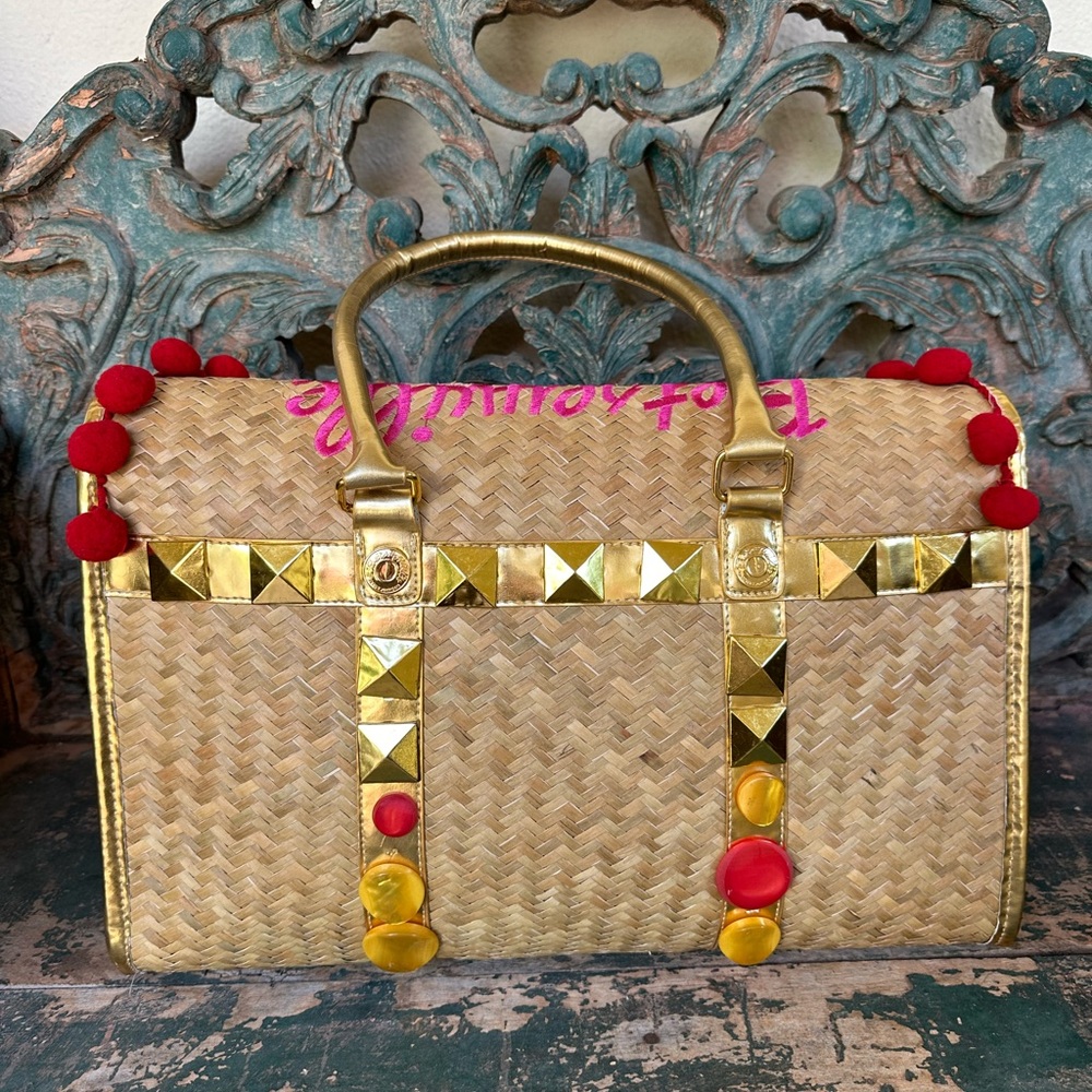 Betsey Johnson “Betseyville” Rose raffia embroidered straw bag w/leopard lining - Picture 4 of 9